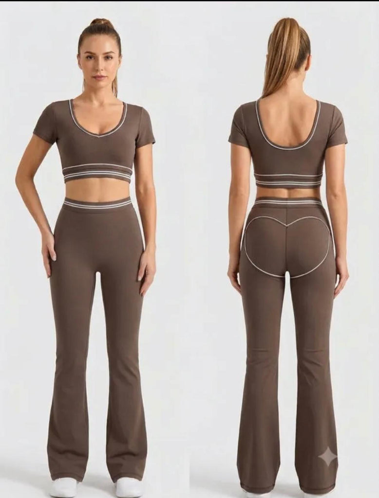 Flared Activewear Set – Crop Top & High-Waist Pants 2-Piece -Brown