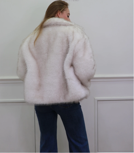 Luxury Faux Fur Jacket – Classic Short Style -Cream