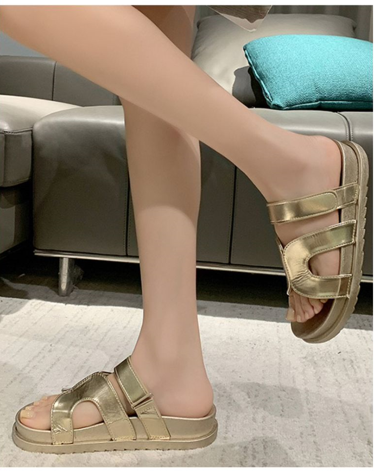 Chunky Sole Strap Sandals -Gold