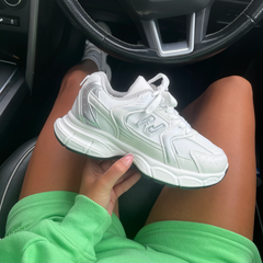 Chunky Comfortable Sneakers -White\Silver