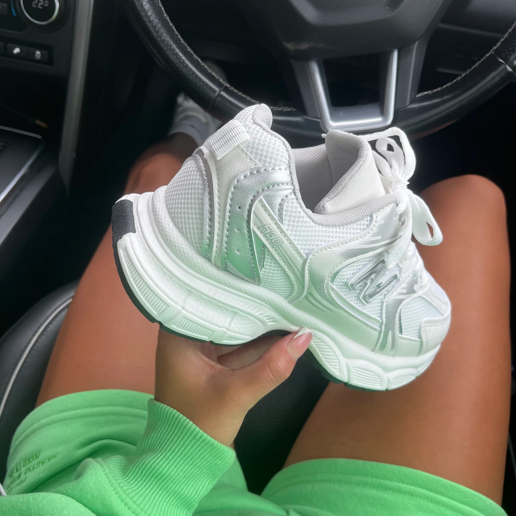 Chunky Comfortable Sneakers -White\Silver