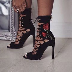 Heeled Boots Lace up -Black