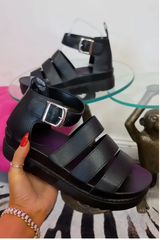Buckle Detailed Sandals -Black